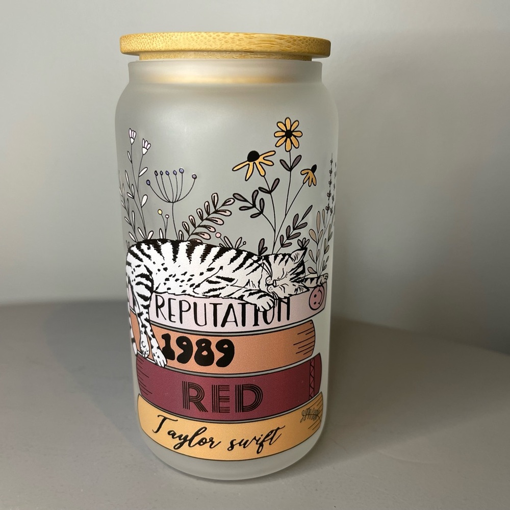 Taylor Swift album glass cup with wooden lid